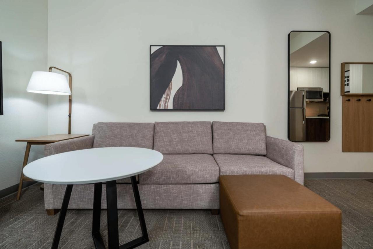 Staybridge Suites - Flowood - Nw Jackson By Ihg ภายนอก รูปภาพ